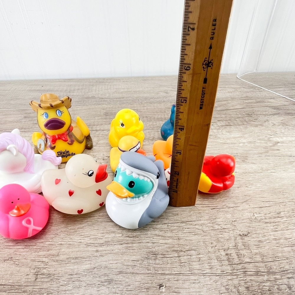 Lot of Rubber Duckies Baby Ducks Various Styles and Colors lot - Picture 3 of 11
